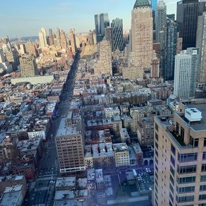 Meet your Posher, Crystal